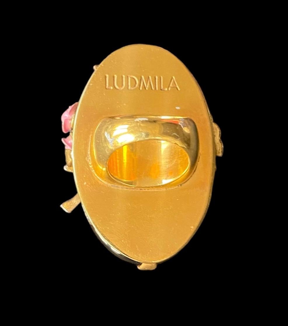 Anillo Único. High Upcycling. Cuarzo, bronce chapado en oro y elementos vintage. en venta 4