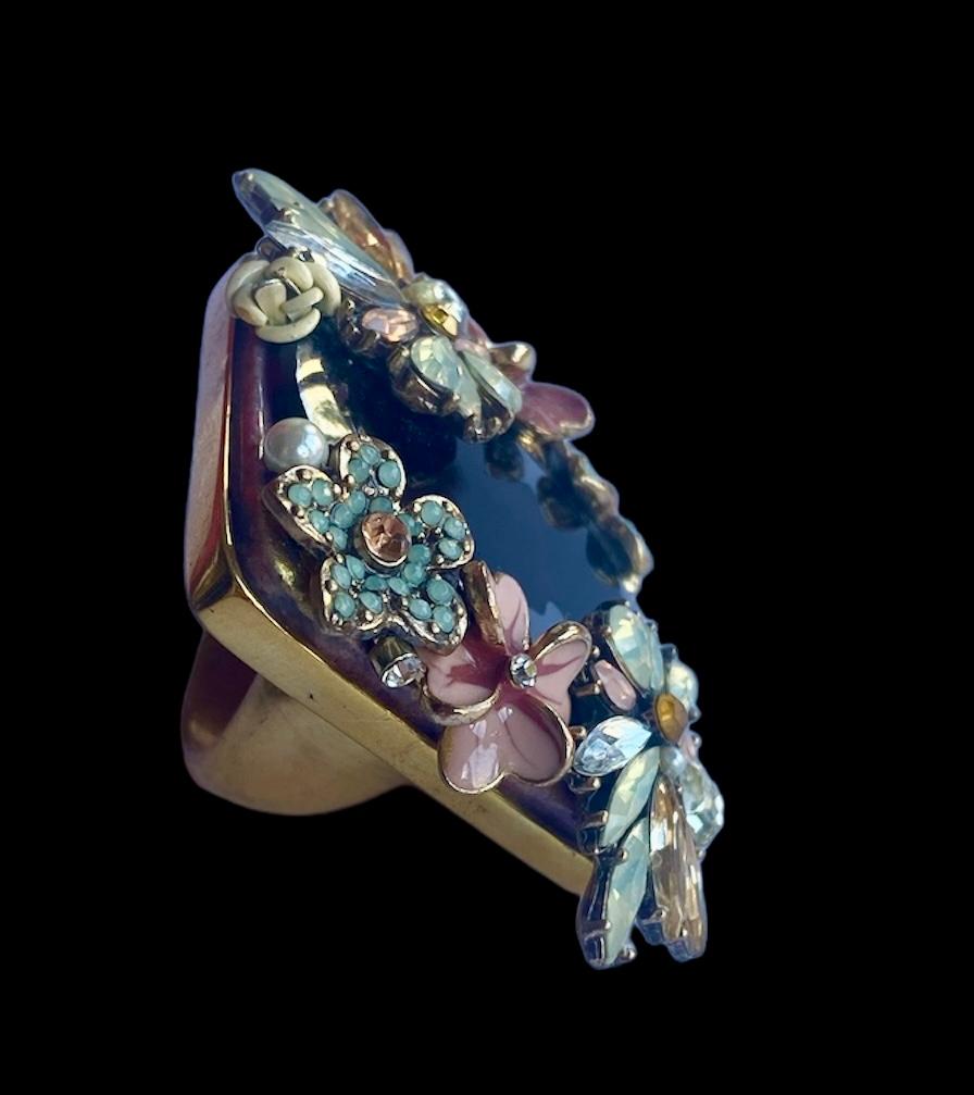 One Off Ring. High Upcycling. Quartz, Gold Plated Bronze & Vintage Elements. For Sale 4