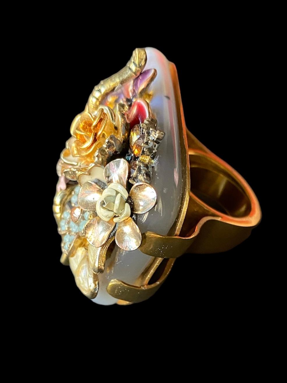 One Off Ring. High Upcycling. Quartz, Gold Plated Bronze & Vintage Elements. For Sale 5