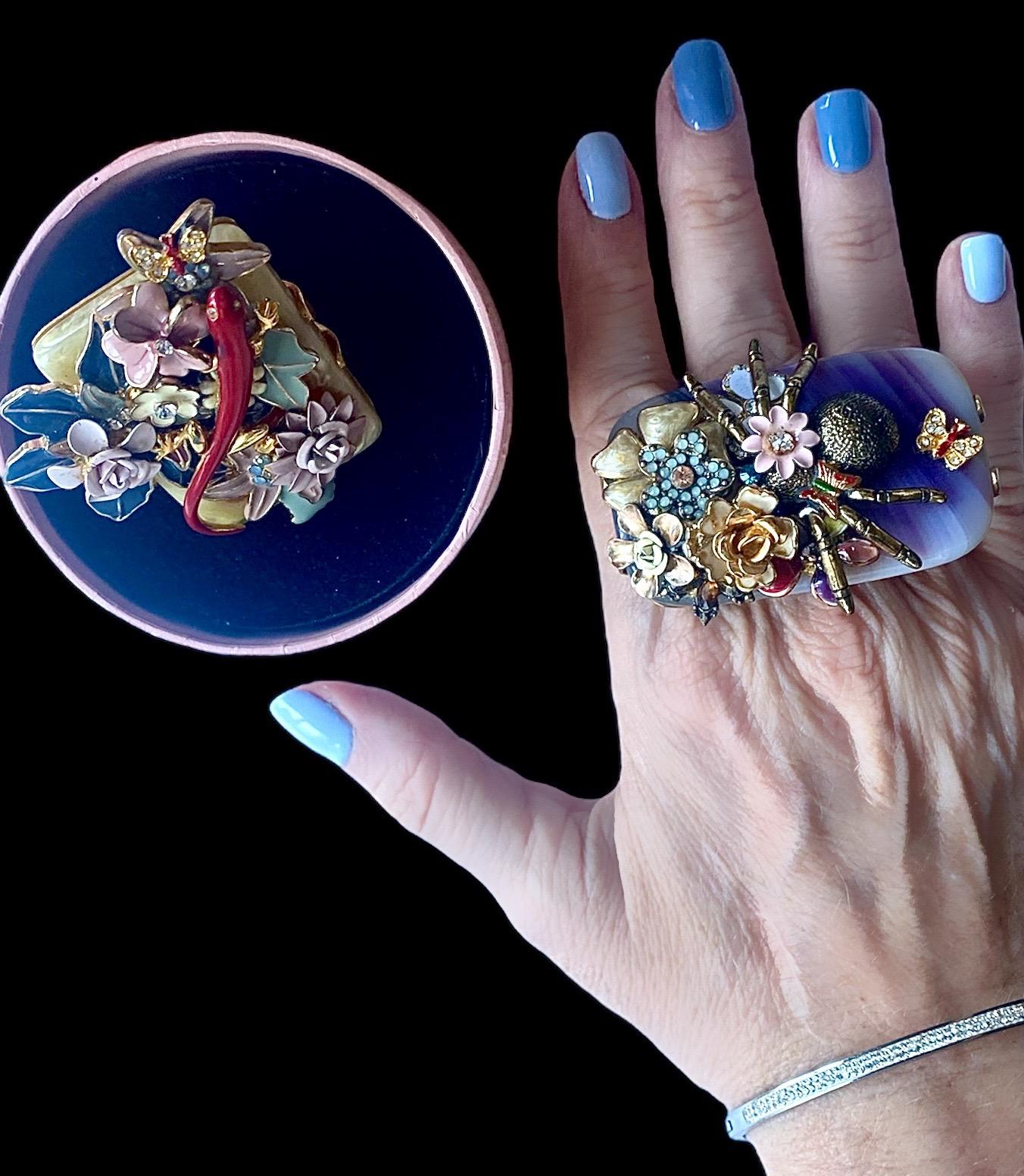 One Off Ring. High Upcycling. Quartz, Gold Plated Bronze & Vintage Elements. For Sale 10