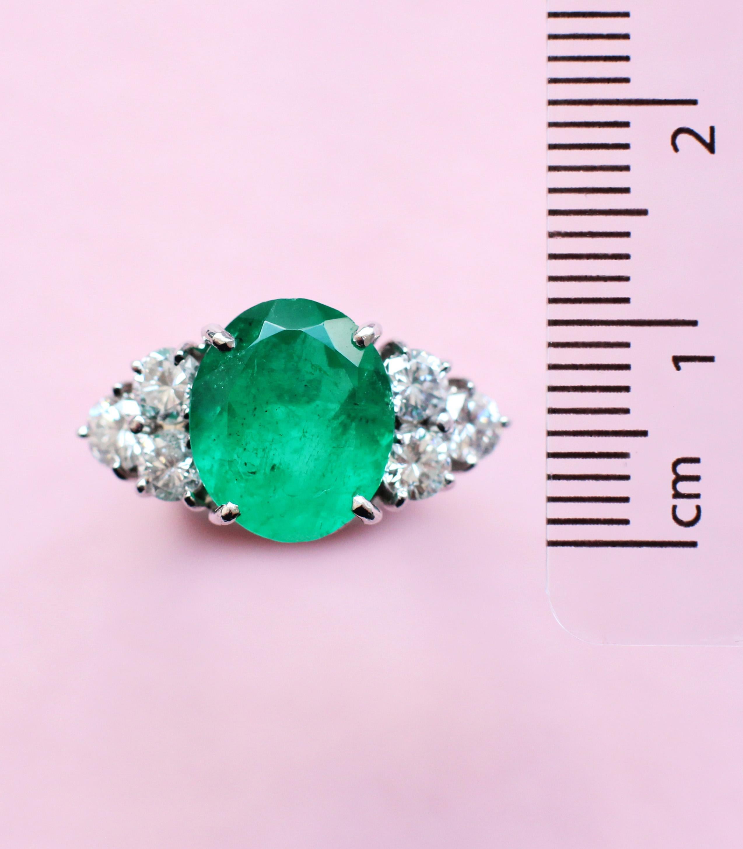 lana del rey emerald ring