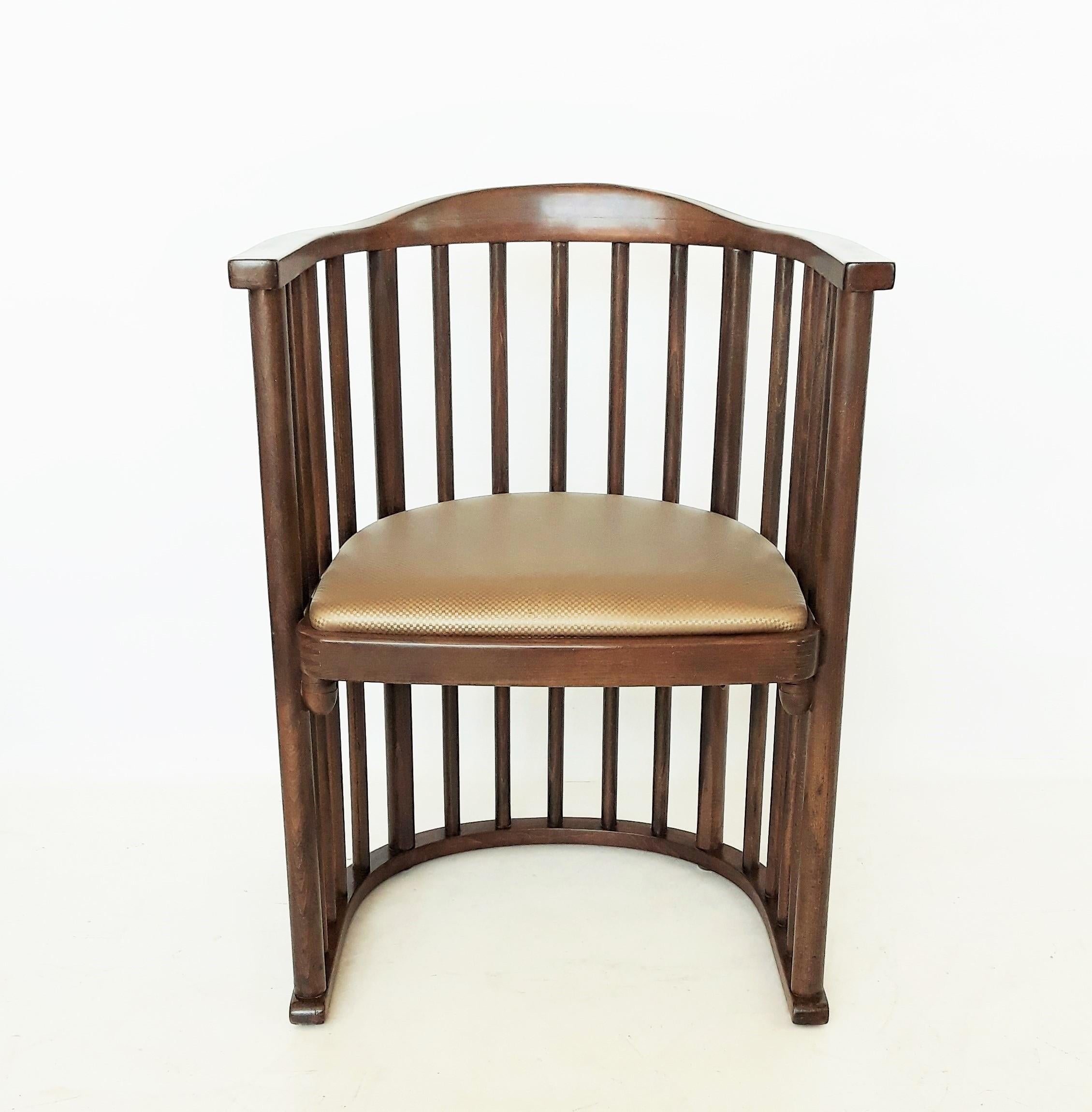 Ein- oder sechs Sessel entworfen von Josef Hoffmann (Frühes 20. Jahrhundert) im Angebot