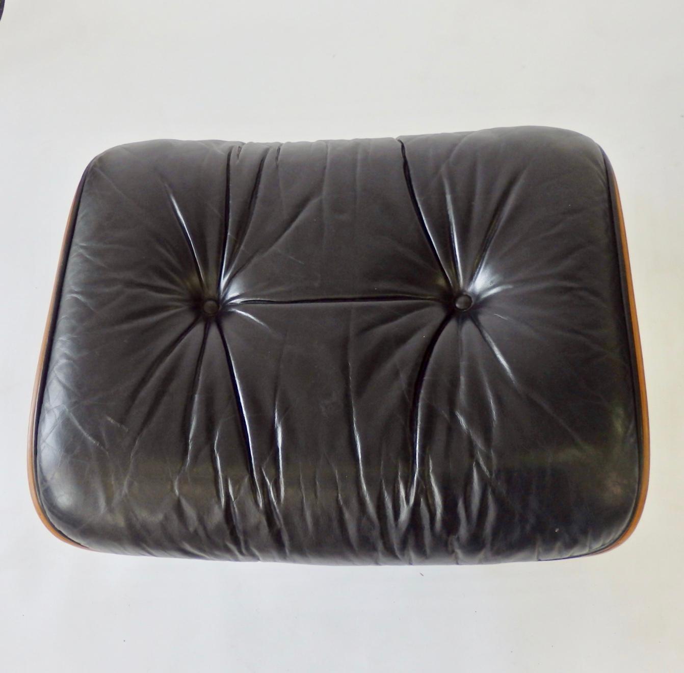 One Owner Estate Charles and Ray Eames Black Leather Lounge Chair with Ottoman 10