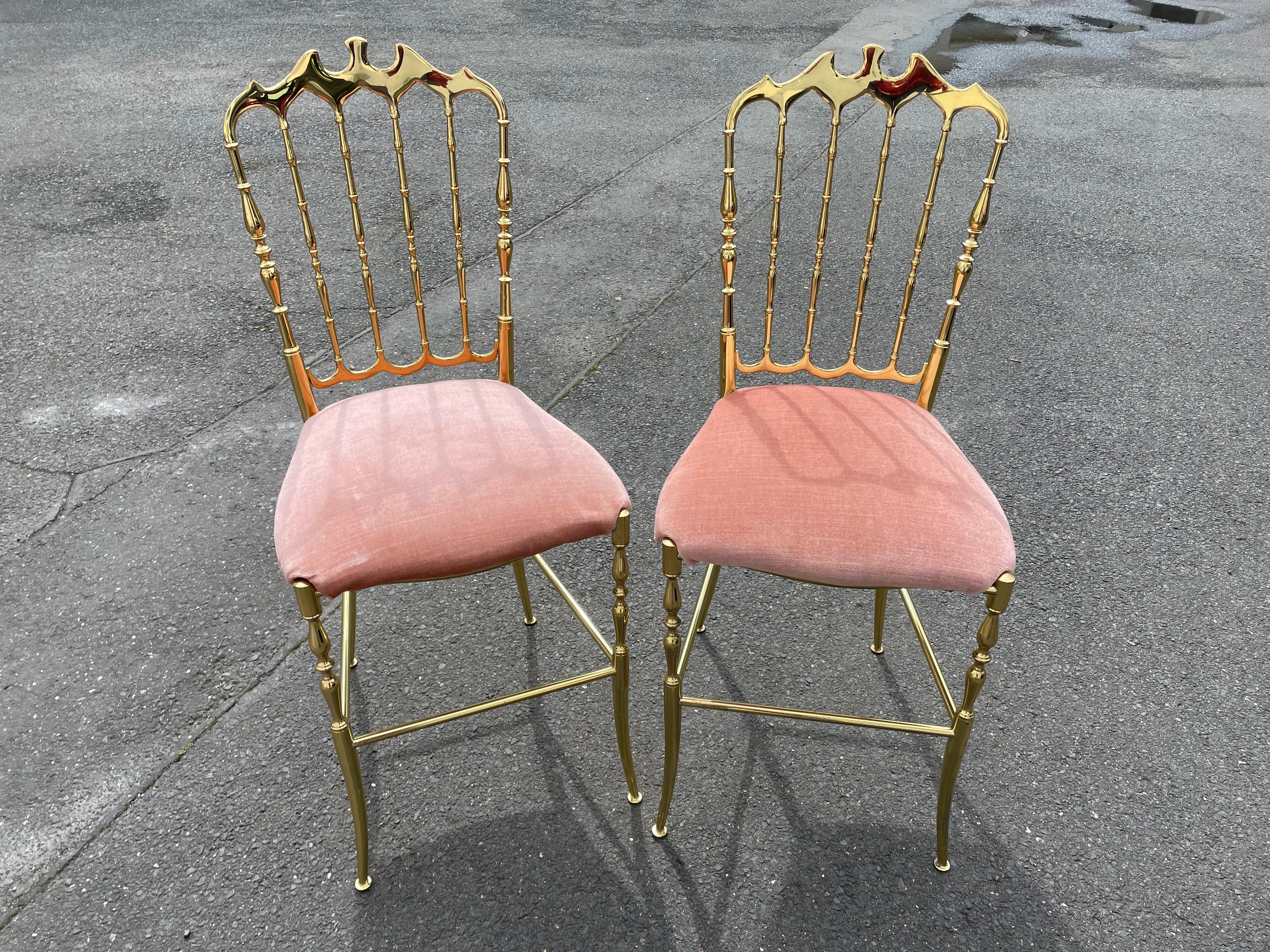 Milieu du XXe siècle  Une paire de chaises d'appoint 