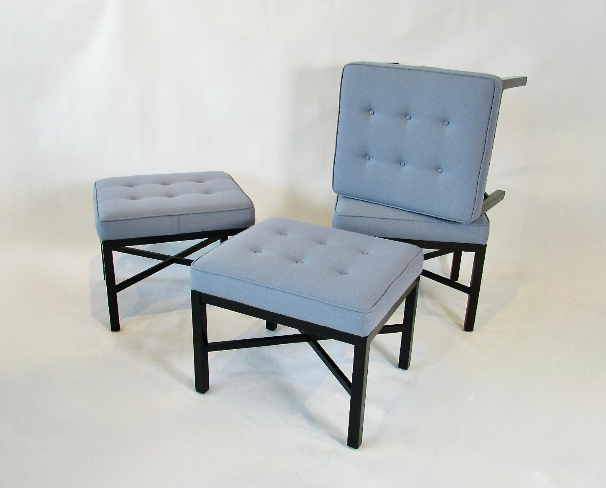 Un par de taburetes o pufs Dunbar de Edward Wormley cuatro disponibles Estadounidense en venta