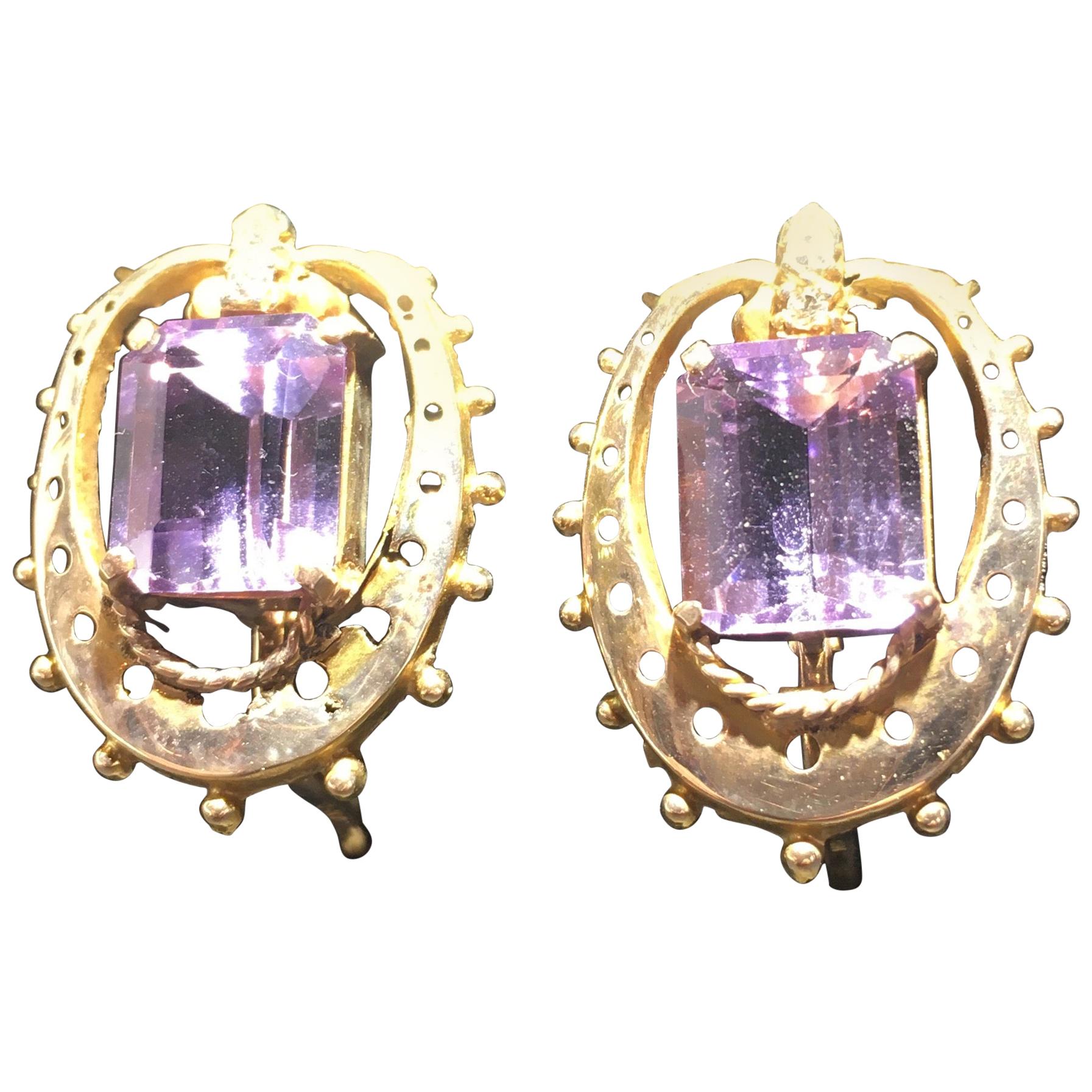 One Pair Of Edwardian 14 Karat And Amethyst Pierced Earings For Sale