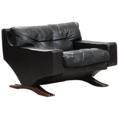 One pair of Italian Mid-Century Modern Large Armchairs