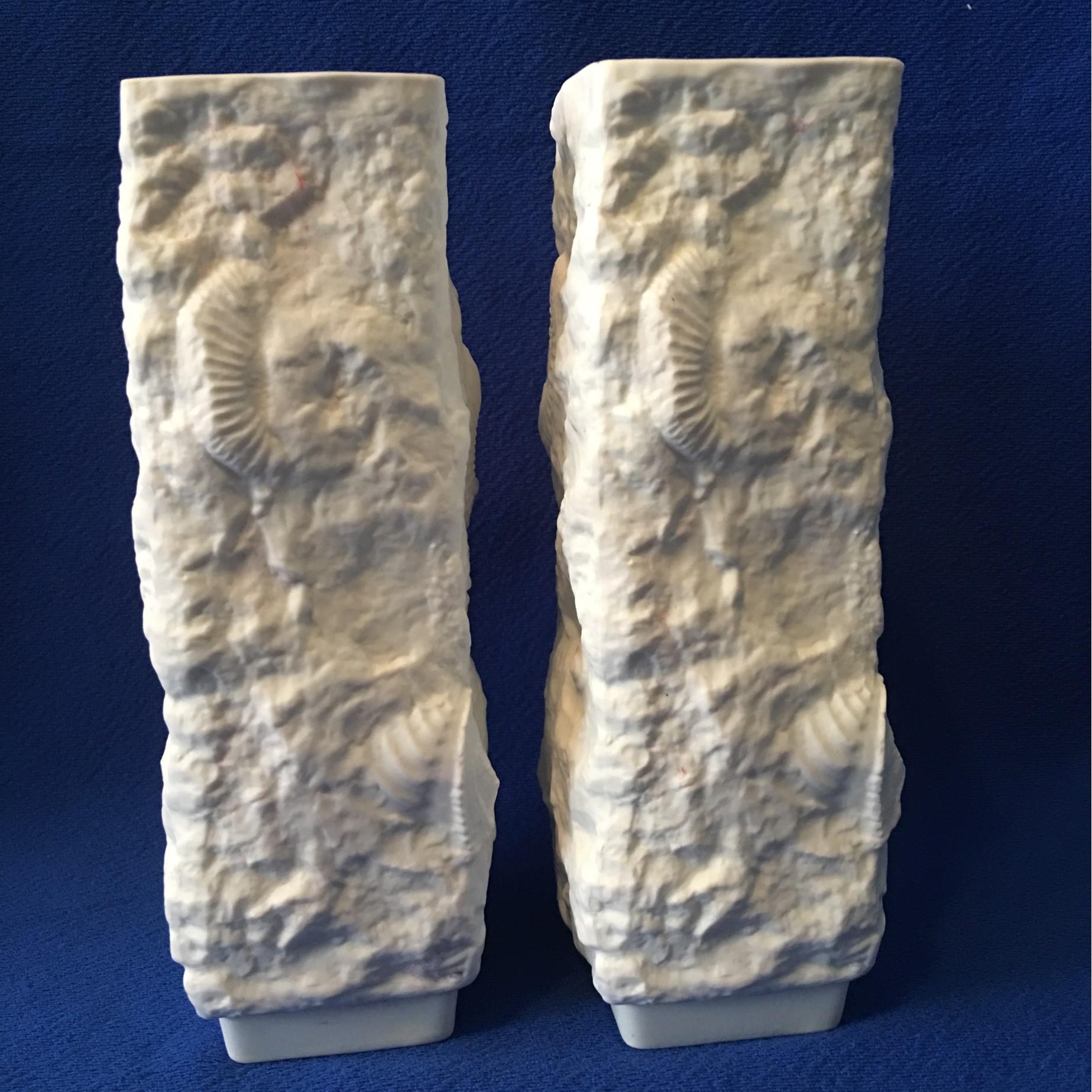 One Pair of  White Fossil Rock Matte Vases by Kaiser of Germany In Good Condition For Sale In Frisco, TX