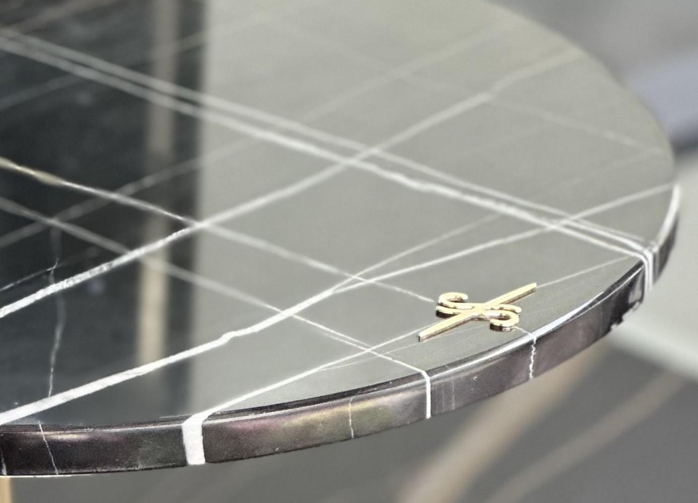 Postmoderne Table à gâteaux en marbre par Euromarmi Store en vente