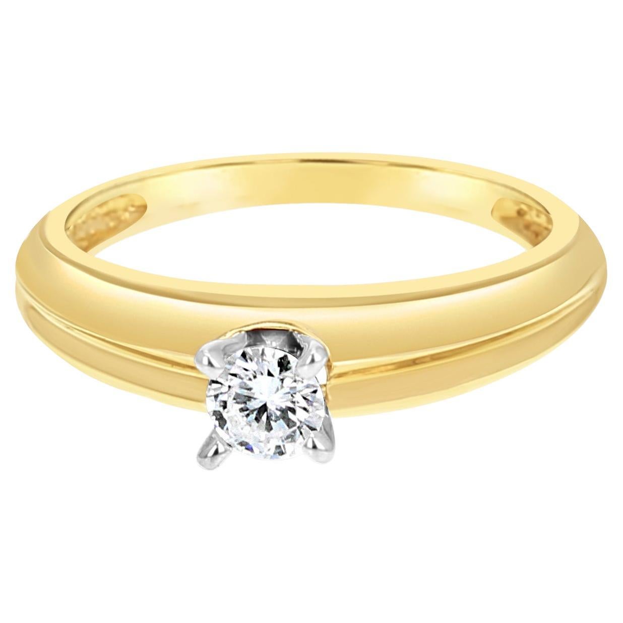 One Quarter Carat Diamond Engagement Ring in vendita