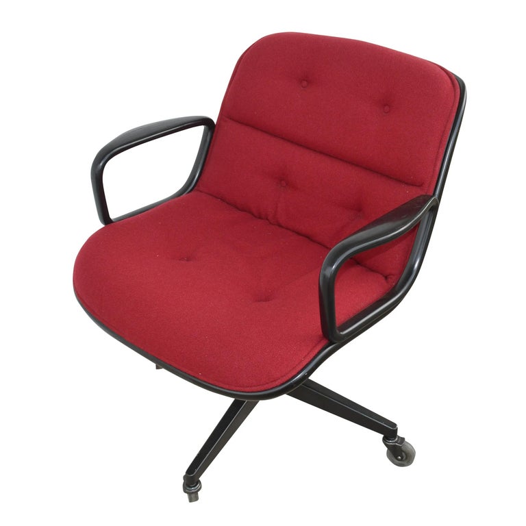 One Red Executive Knoll Pollock Chair In Good Condition For Sale In Pasadena, TX
