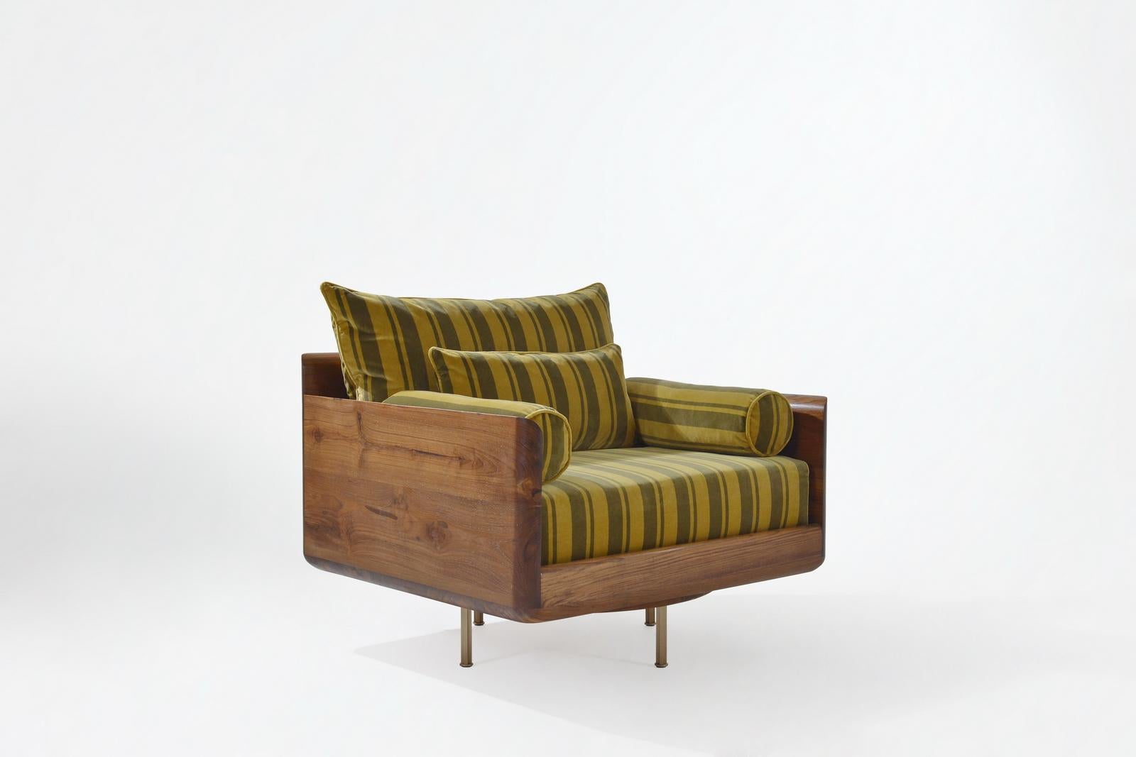 Brass One Seater Lounge Chair Swivel, reclaimed Hardwood by P. Tendercool 'In stock'  For Sale