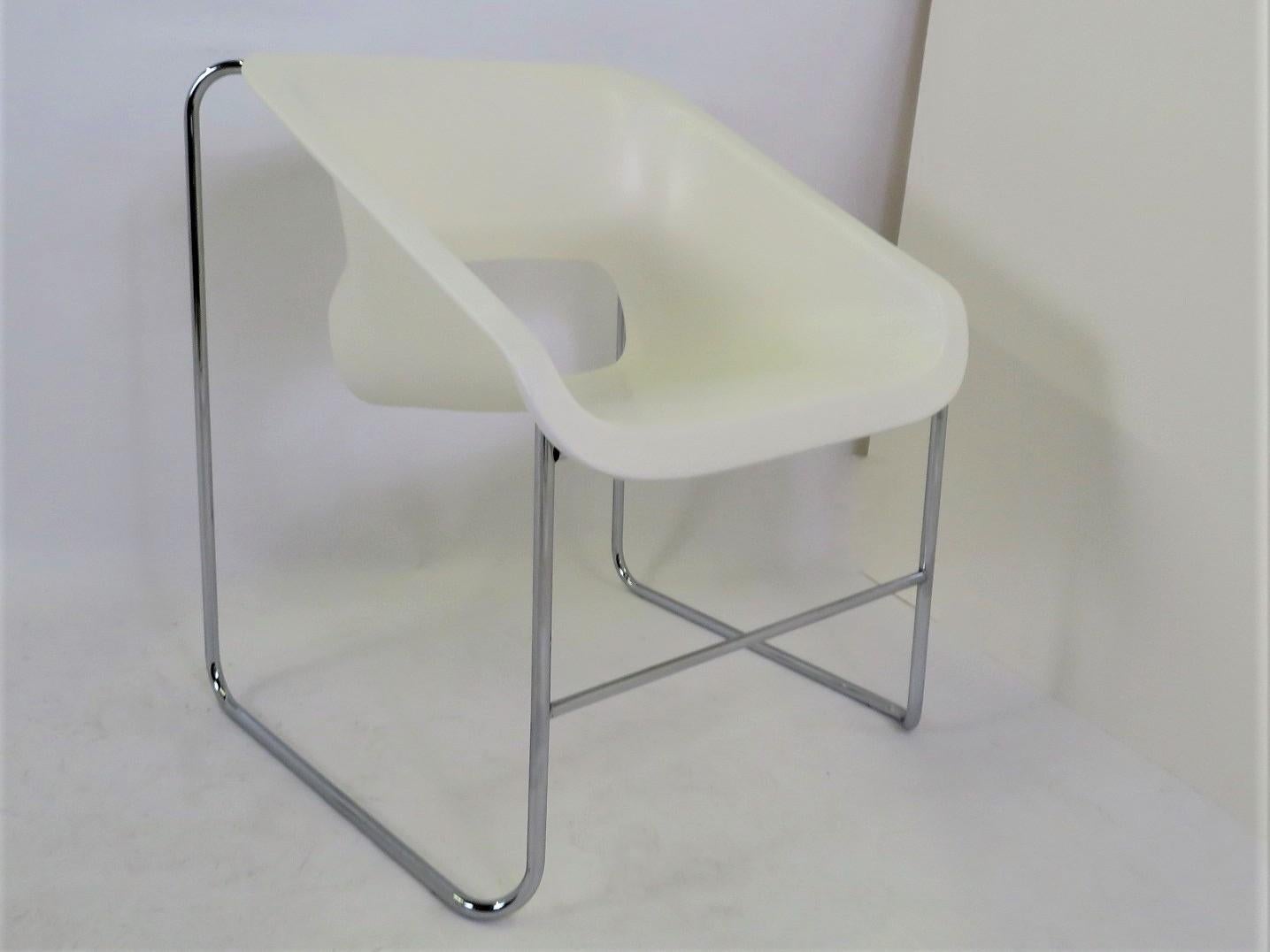 Late 20th Century One Set 4 Space Age Modern Lotus Series Chairs Paul Boulva, Artopex Canada 1970s