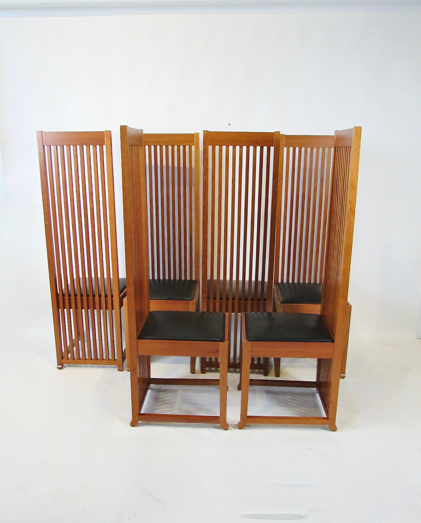Ein Satz von sechs Frank Lloyd Wright Cassina Robie Stühlen zwei Sätze verfügbar im Angebot 7