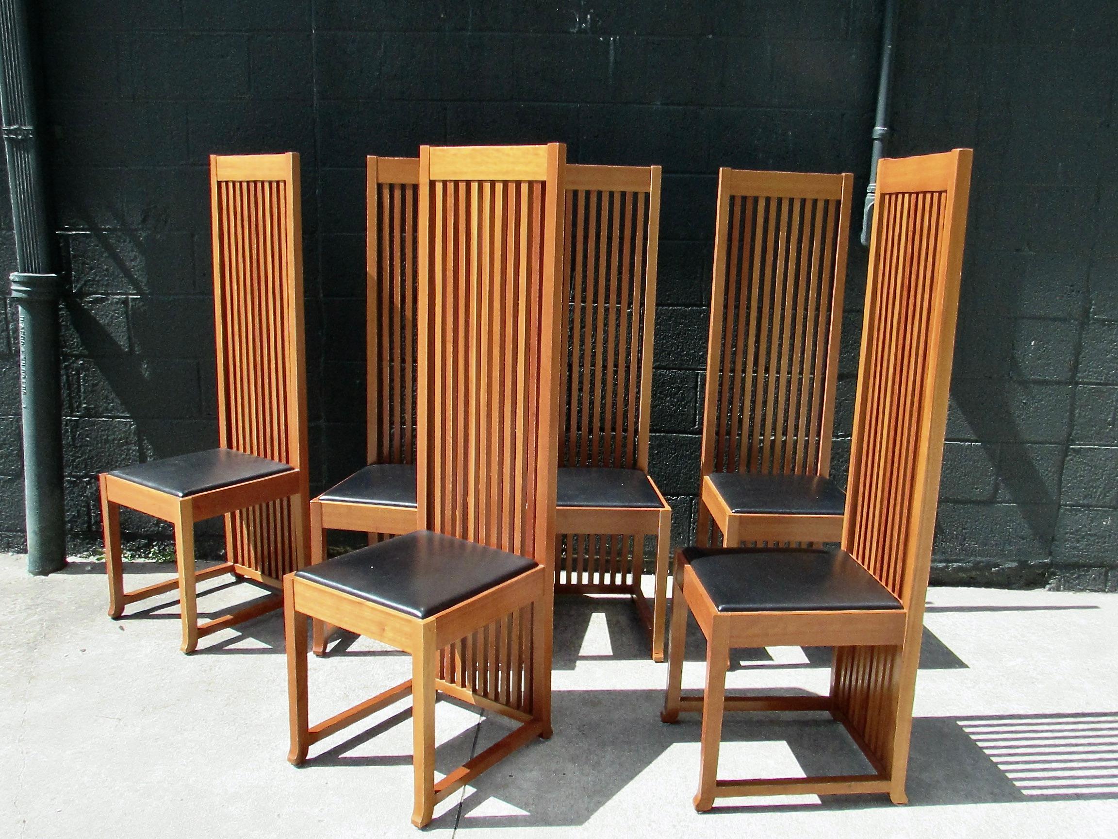 Ein Satz von sechs Frank Lloyd Wright Cassina Robie Stühlen zwei Sätze verfügbar im Angebot 12