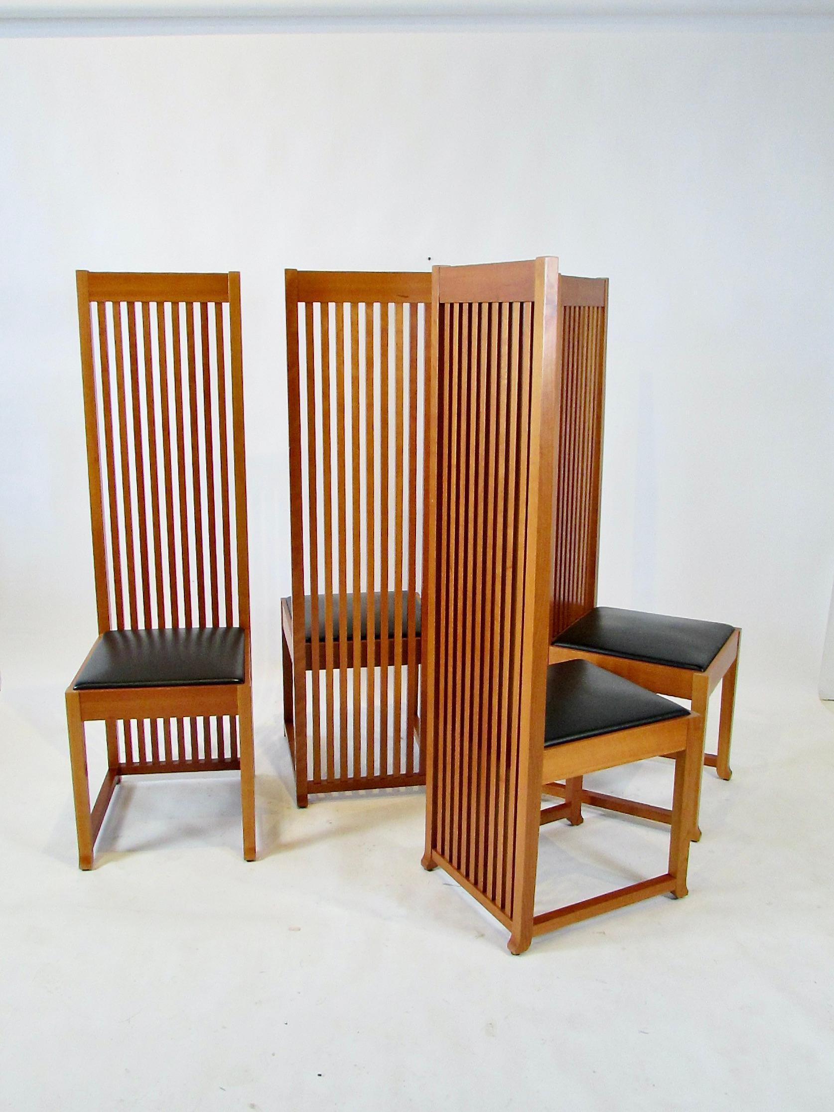 Ein Satz von sechs Frank Lloyd Wright Cassina Robie Stühlen zwei Sätze verfügbar im Angebot 13