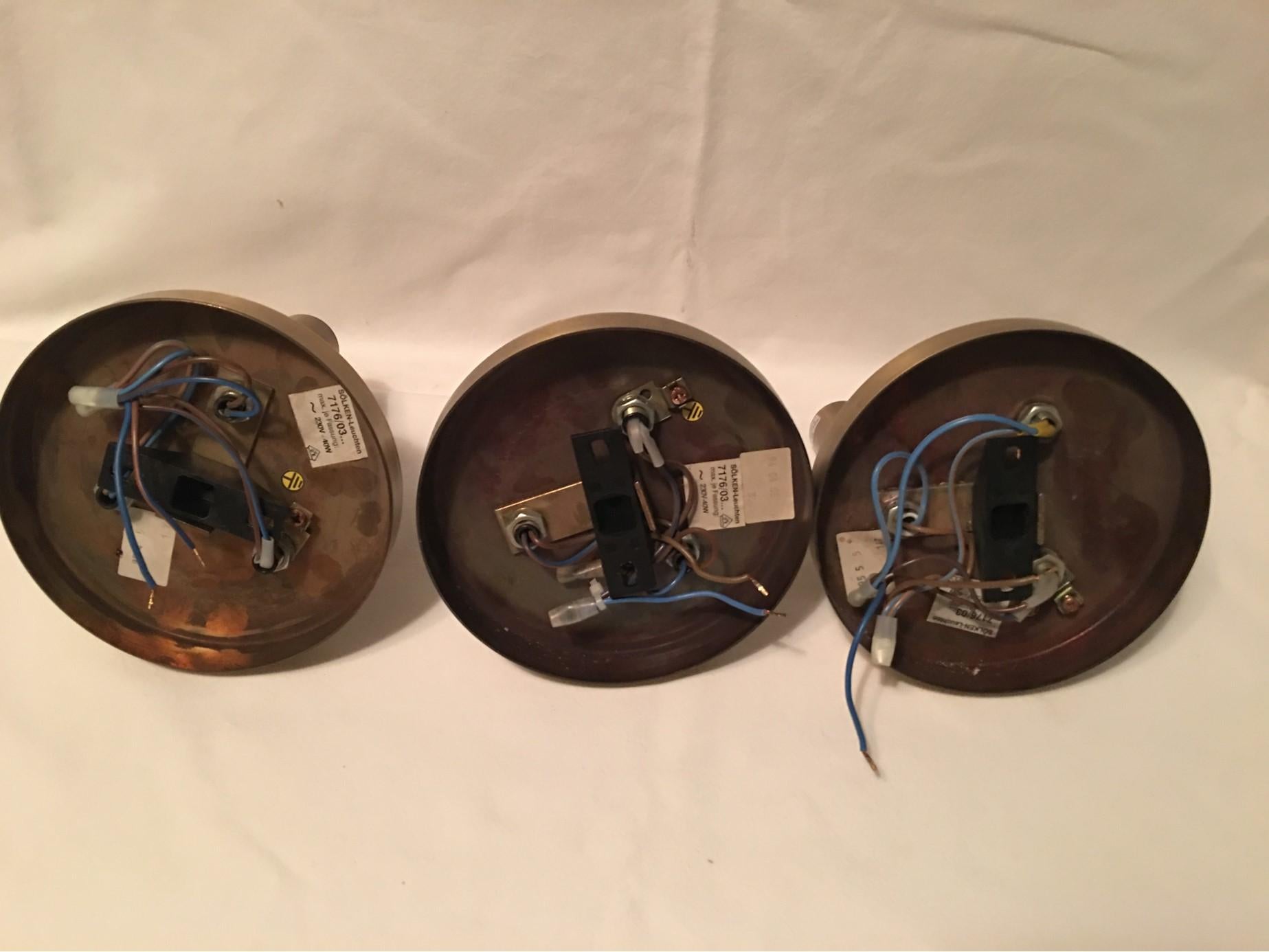 One Set of Three Brass Sputnik Three-Light Flash Mounts, or Sconces  For Sale 10