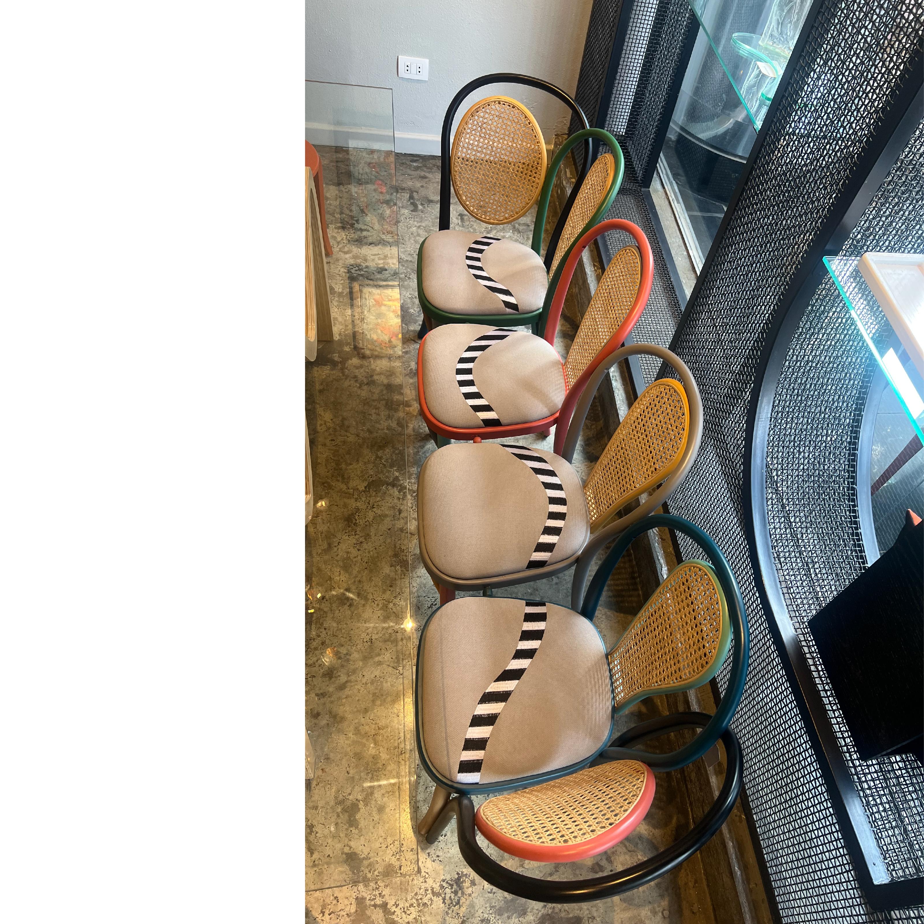 Un Sofá de Madera SS Egipcio en venta