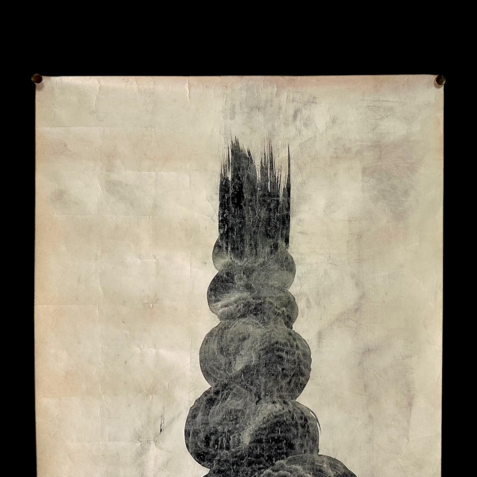 Japanese One stroke calligraphy painting of Dragon . 20th century Zen calligraphy For Sale