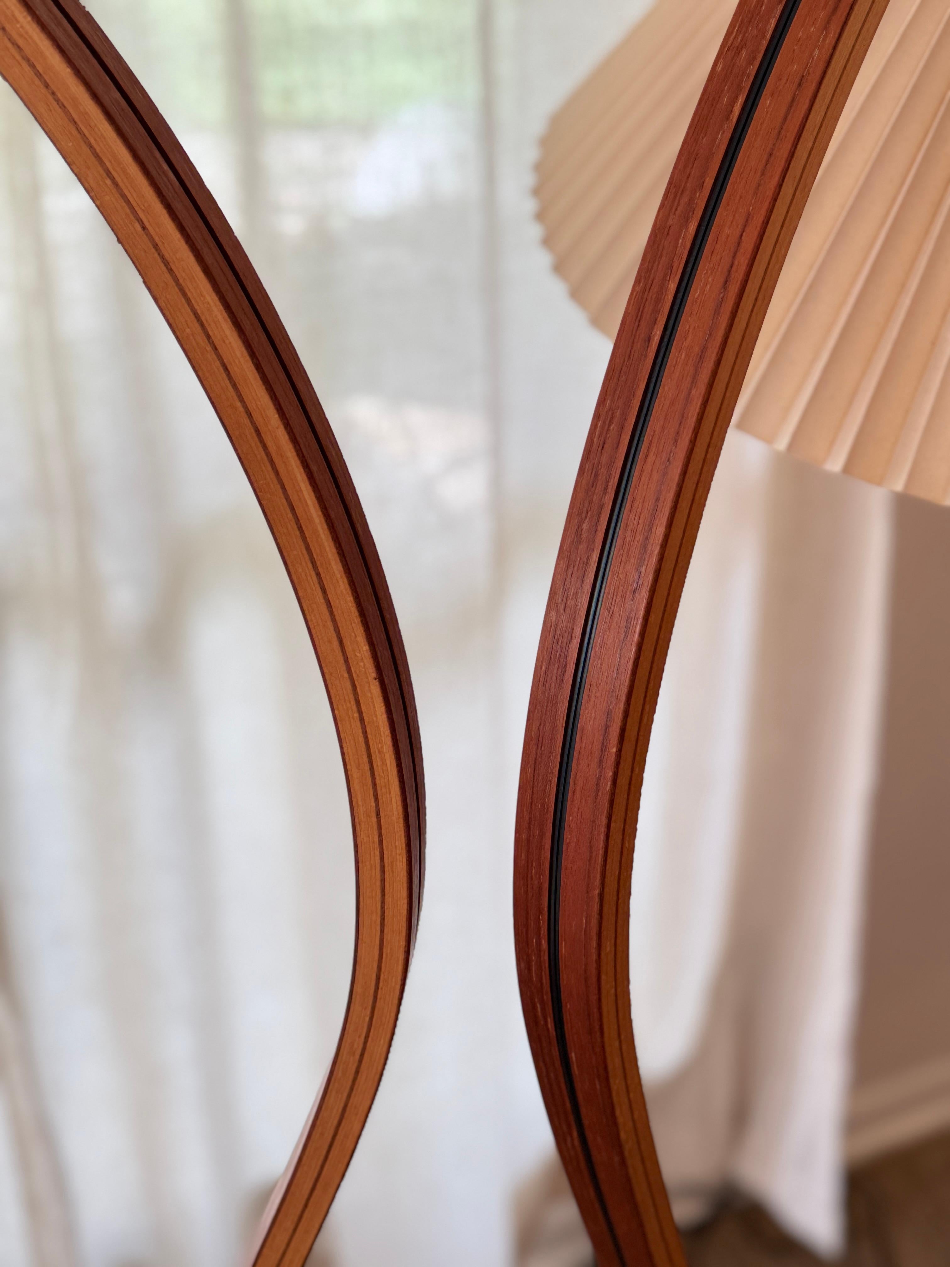 One vintage Caprani bentwood lamp, circa 1970s. Only one available. 12
