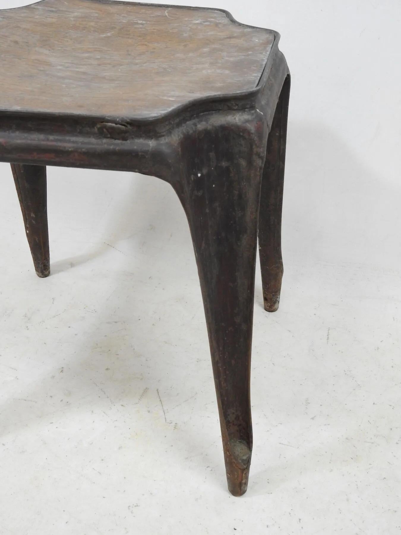 Mid-Century Modern Un tabouret vintage de la marque Fibrocit, circa 1950 en vente