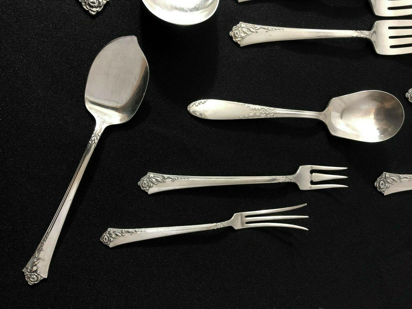 Oneida Heirloom Silver Sterling Silver Flatware Service for Eight, Damask Rose For Sale 5