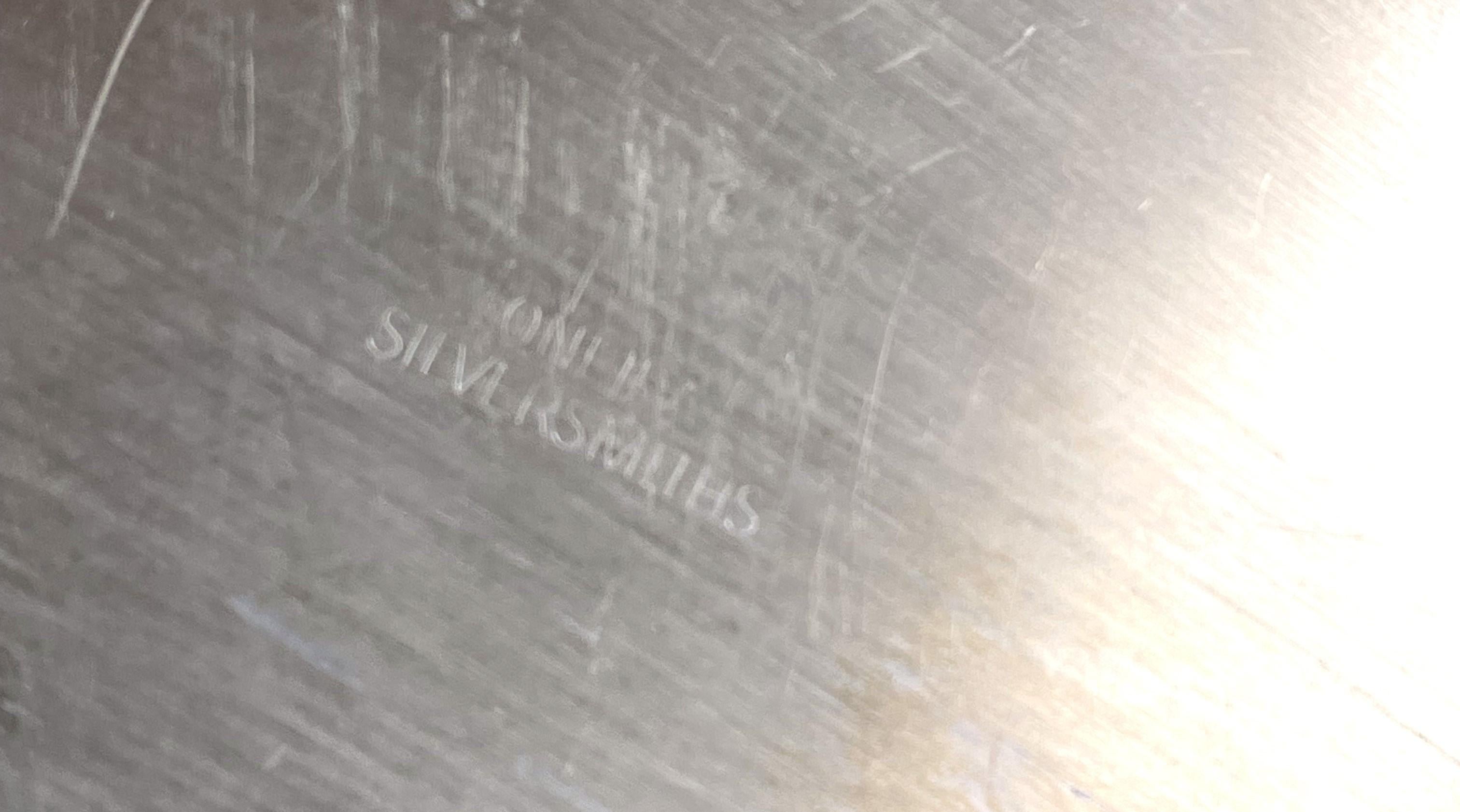 Plat/bol ovale de 14 pouces en métal argenté décoré Oneida Silversmiths en vente 2