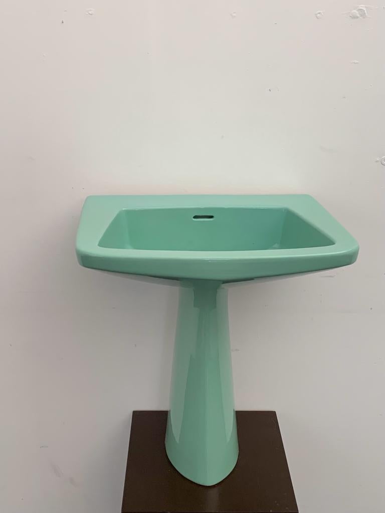 vintage green pedestal sink