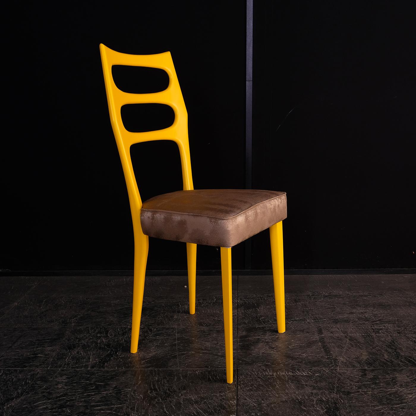 Italian Oney Chair