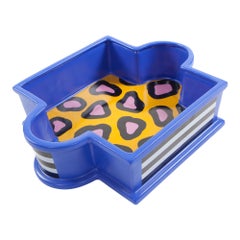 Fruttiera in ceramica Onion di Nathalie du Pasquier per la collezione Memphis Milano