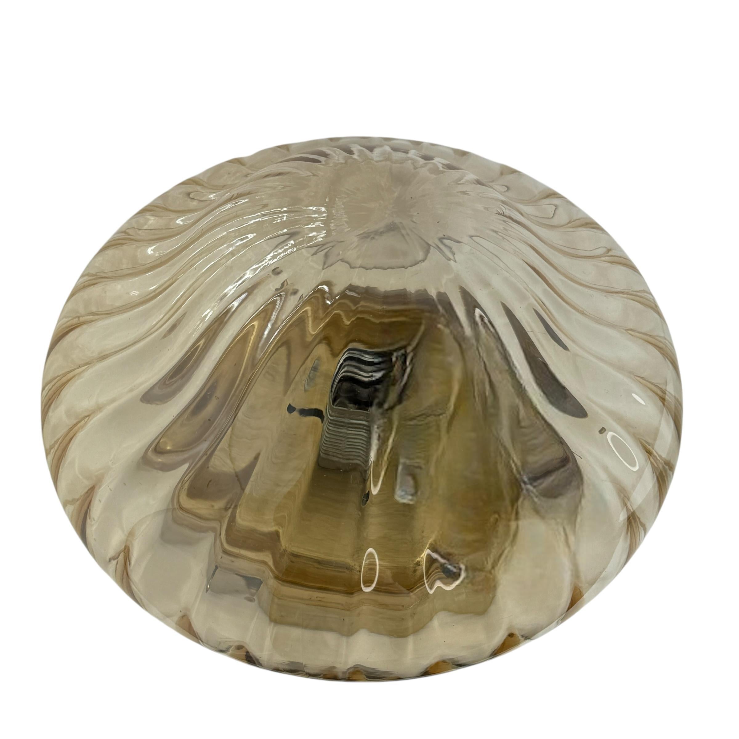 Empotrable de cristal moderno de mediados de siglo en forma de cúpula de cebolla, años 80 Vidrio en venta