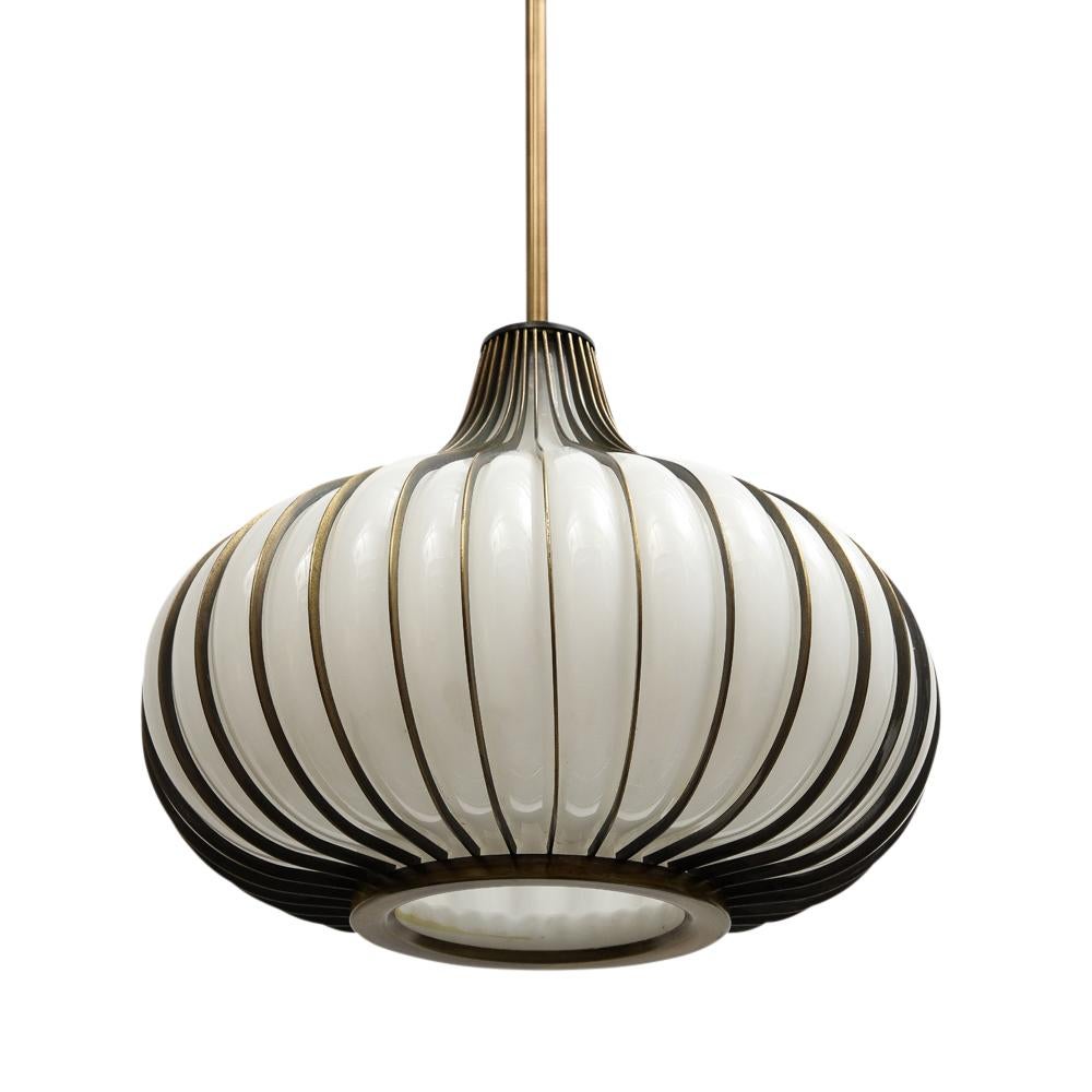 Onion Pendant Lamp, Brass, Glass, Lightcraft of California For Sale 6