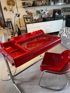 Onix desk with matching chair by Vittorio Parigi & Nani Prina