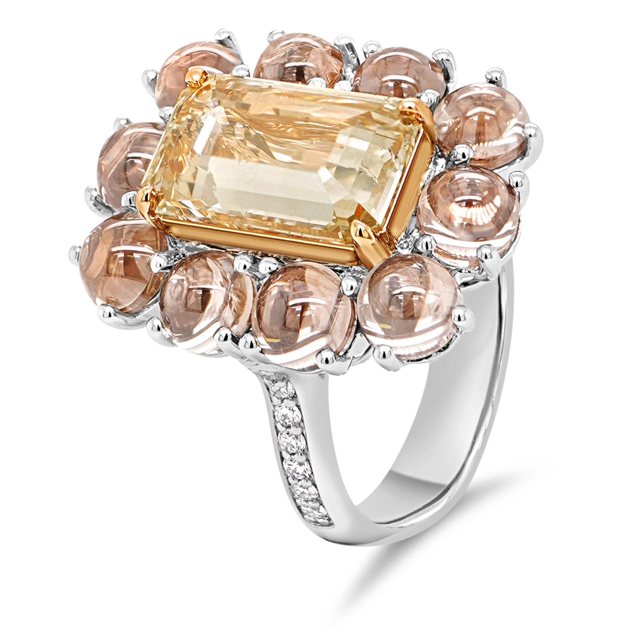 Un seul cabochon de diamant de 6 carats serti d'un diamant jaune de 2 carats au monde Neuf - En vente à Hung Hom, HK