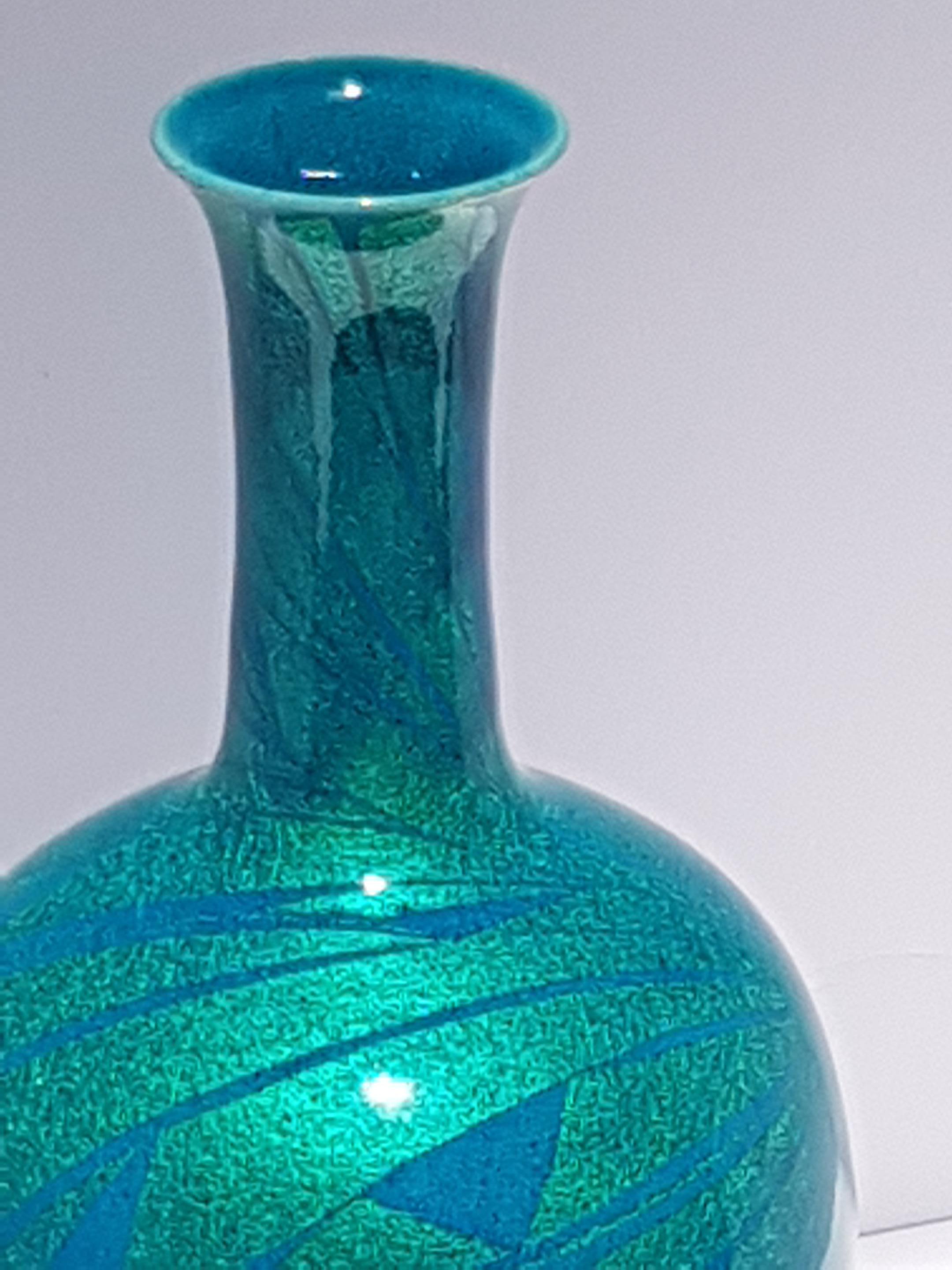 Fait main ONO HAKUKO Vase en céramique Japon Arita Vaisseau en porcelaine Yuri-Kinsai Japon Or en vente