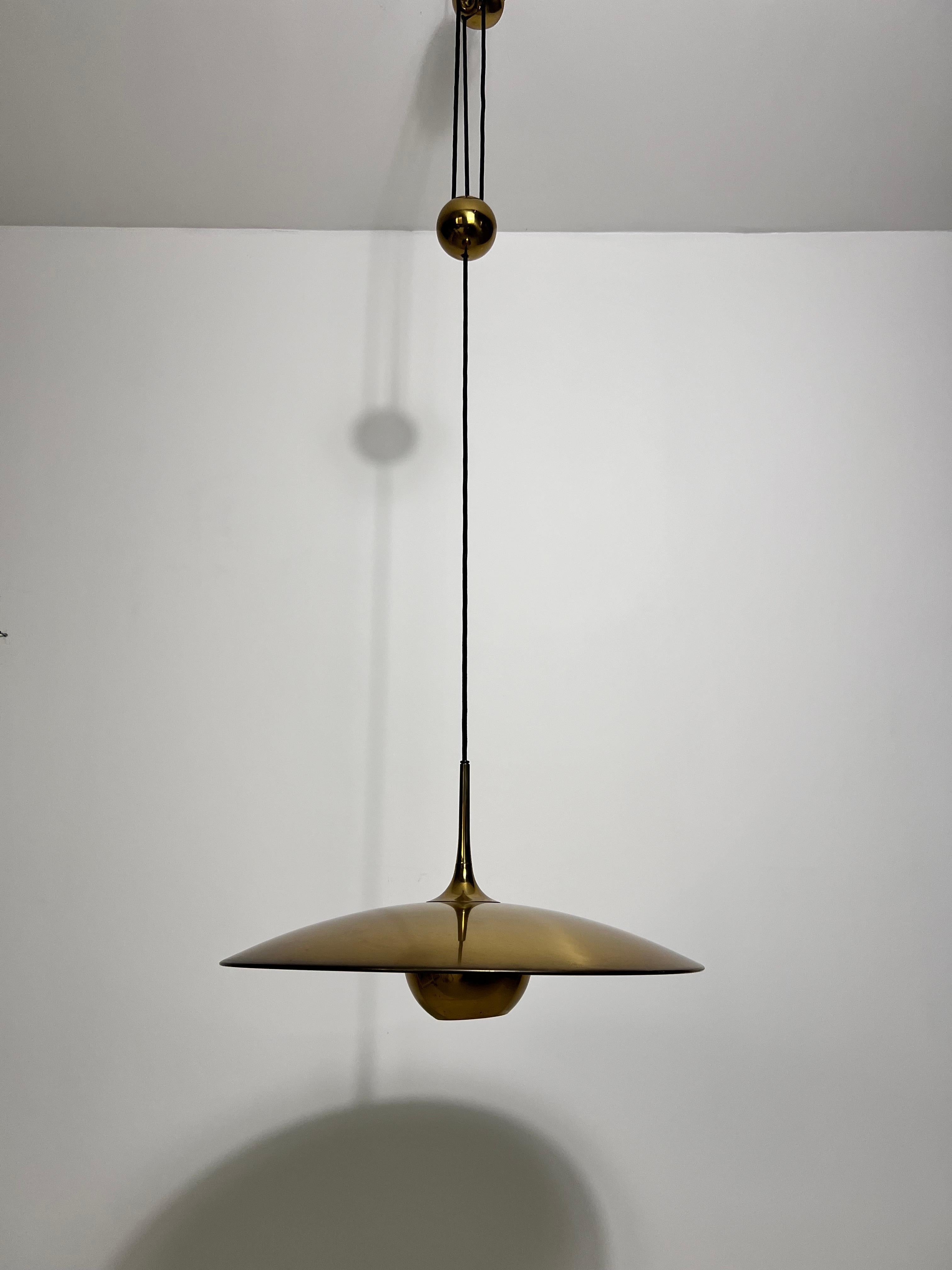 'Onos 55' Brass Pendant Lamp with Counterweight by Florian Schulz, 1970s Germany 12