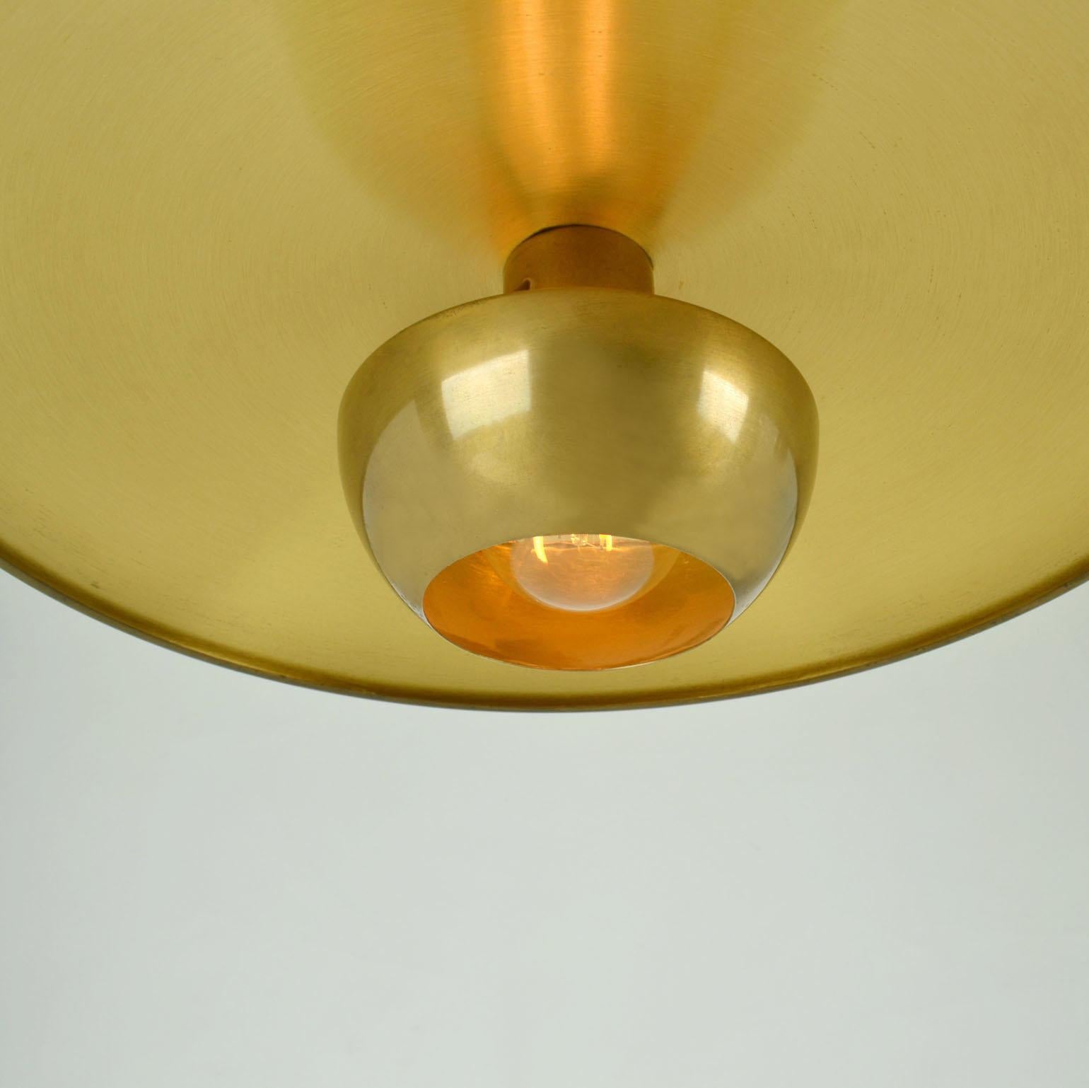 Onos 55 Double Counterbalance Lamps in Brass by Florian Schulz en venta 3
