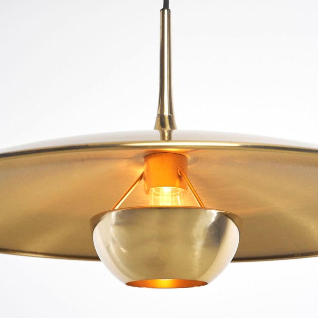 Onos 55 Double Counterbalance Lamps in Brass by Florian Schulz en venta 2