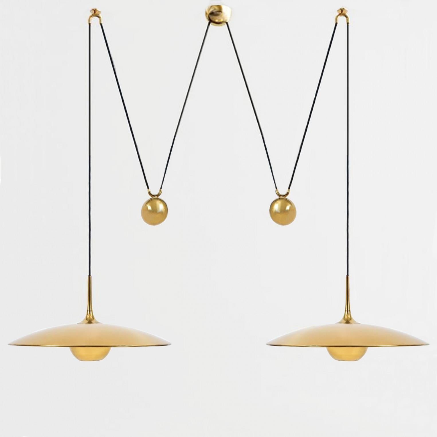 Onos 55 Double Pull Brass Pendant Lamp by Florian Schulz, Germany In Good Condition In Rijssen, NL