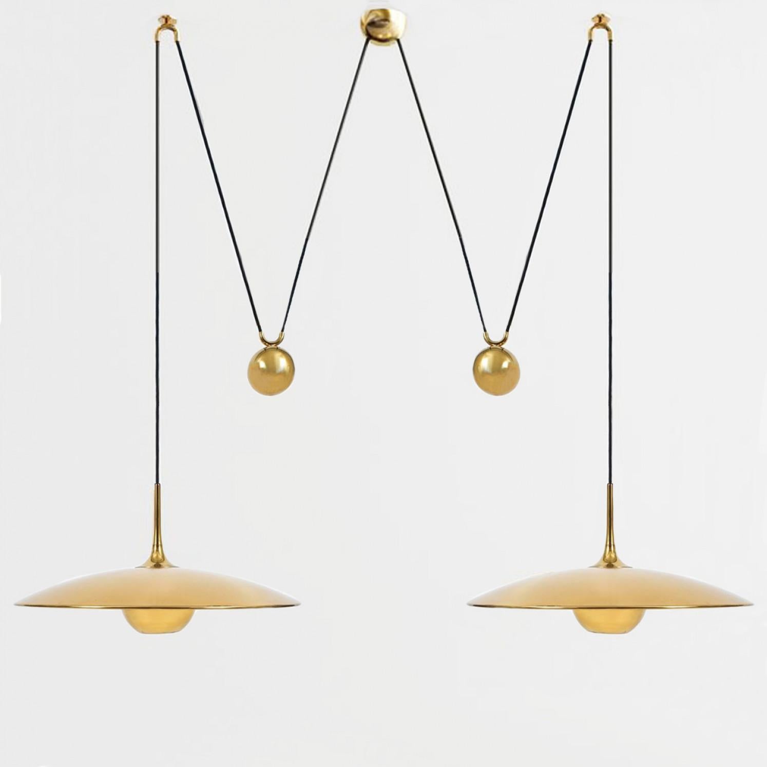 Onos 55 Double Pull Brass Pendant Lamp by Florian Schulz, Germany In Good Condition In Rijssen, NL