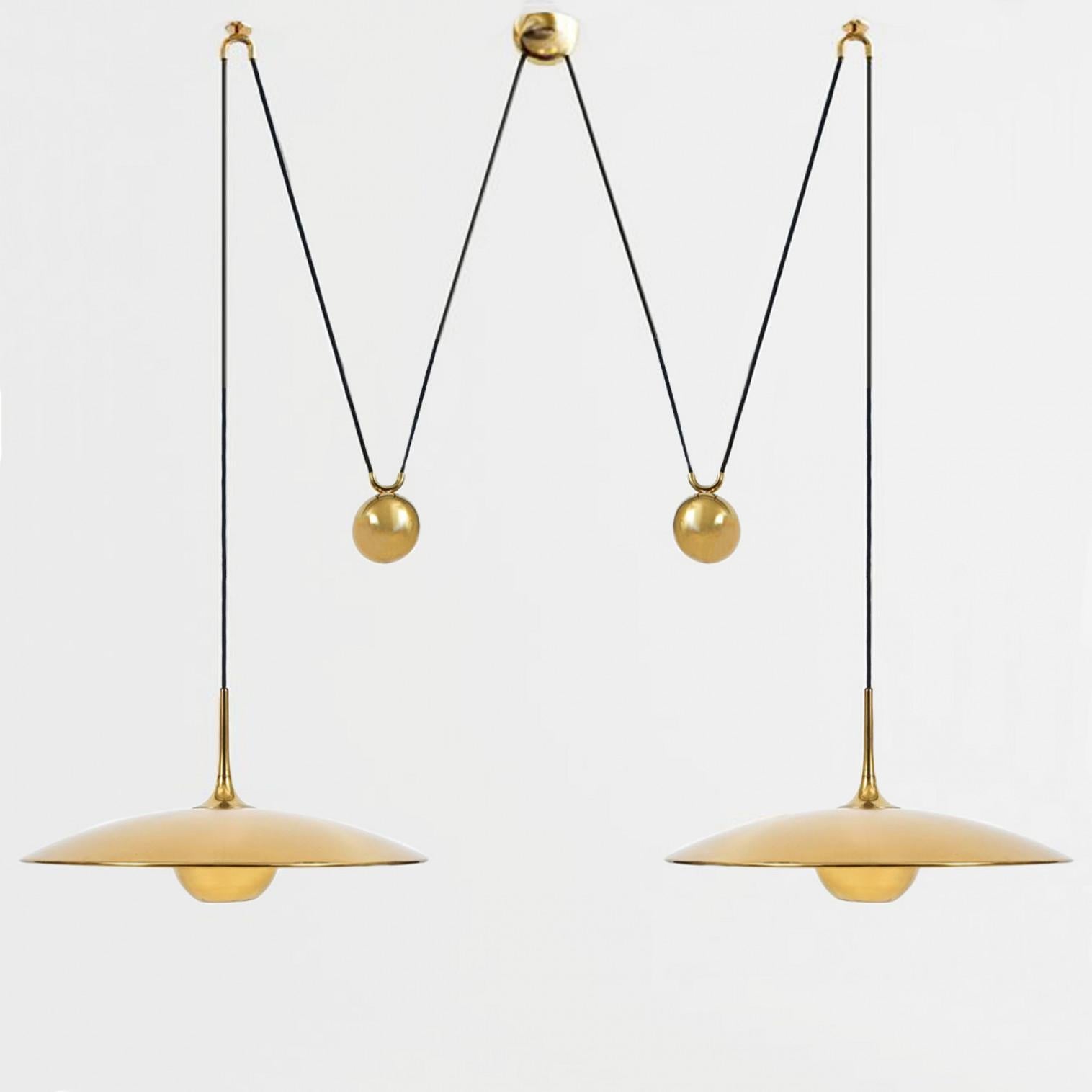 Onos 55 Double Pull Brass Pendant Lamp by Florian Schulz, Germany In Good Condition In Rijssen, NL