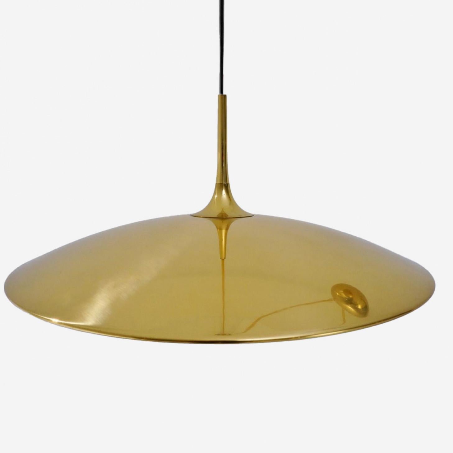 Polished Onos Fixture With Side Counter Weights by Florian Schulz For Sale