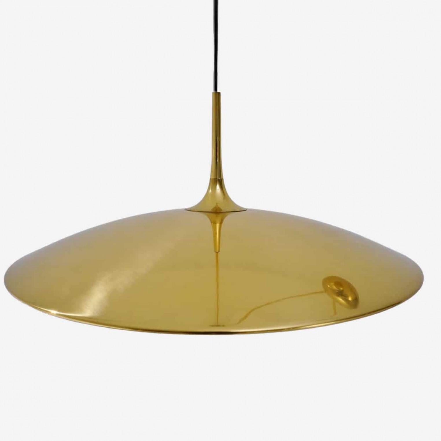 Polished Onos Fixture With Side Counter Weights by Florian Schulz For Sale