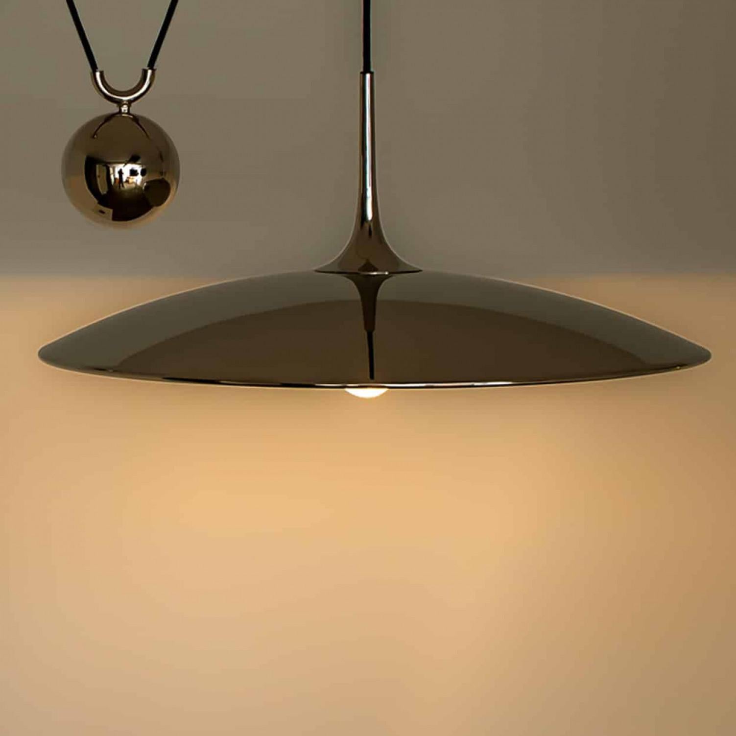 Onos Fixture With Side Counter Weights by Florian Schulz in vendita 1