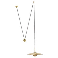 Onos Fixture With Side Counter Weights by Florian Schulz