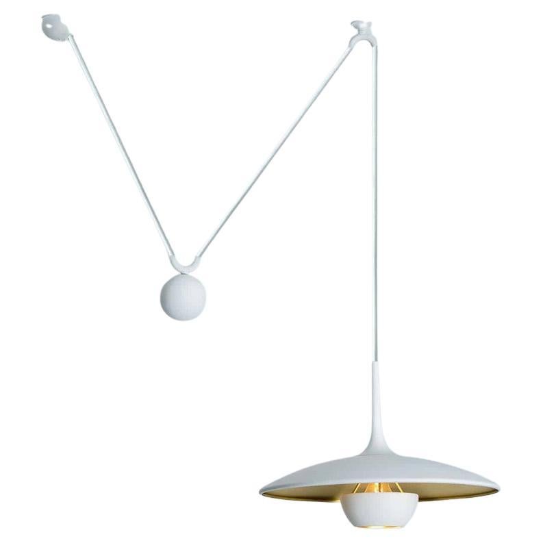 Onos Fixture With Side Counter Weights by Florian Schulz