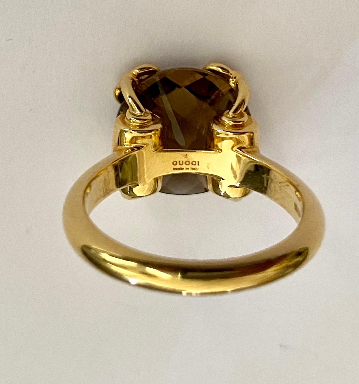 Mixed Cut Onre '1' 18 Karat Yellow Gold 