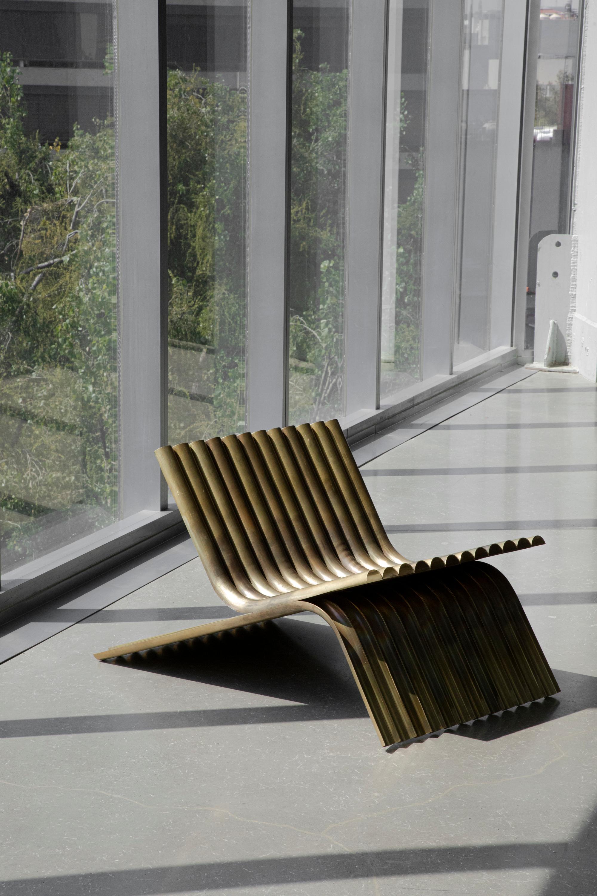 ontemporáneo mexicano OBJ-02 SILLA DE SALÓN latón Latón en venta