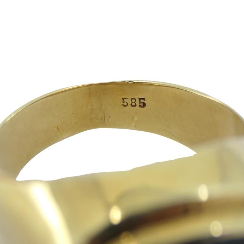 Onyx 14k Gold Men's Vintage Signet Ring For Sale 3