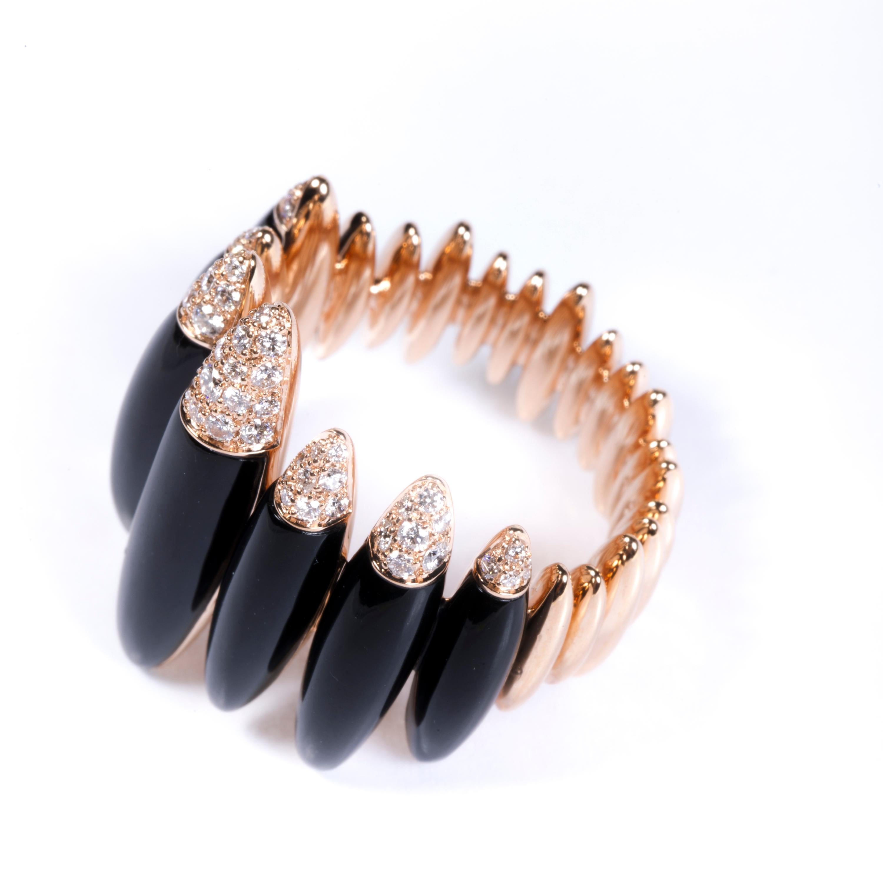 Women's Onyx 18 Karat Gold Fuseau Cocktail Ring For Sale